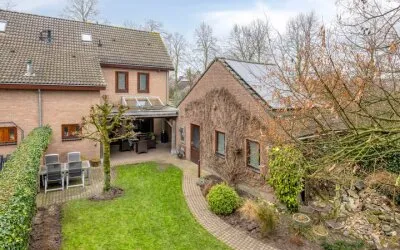 Twee-onder-één-kap te koop: De Mortel 10, Hooge Mierde Hooge Mierde