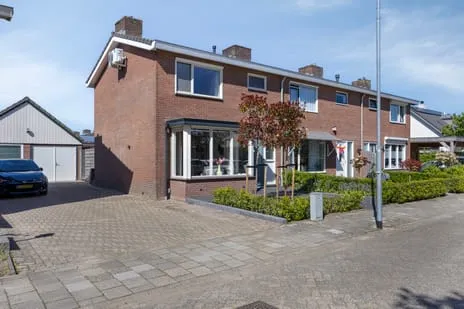 Hoekwoning te koop: De Nagraaf 8, Lienden Lienden