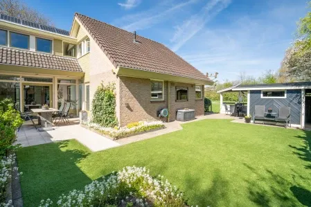 Twee-onder-één-kap te koop: de Noor 25, Buurse kern Haaksbergen