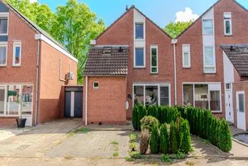 Tussenwoning te koop: de Papaver 5, Hoogerheide-Noord Hoogerheide