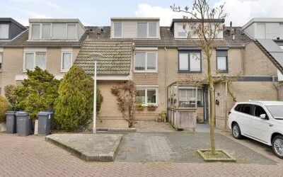Tussenwoning te koop: De Parel 13, Molenbuurt Amstelveen