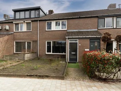 Tussenwoning te koop: De Pellenwever 96, Boxtel