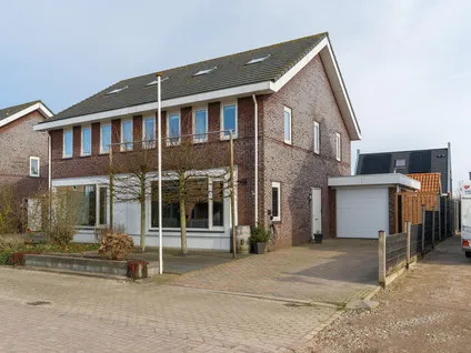 Koopwoning: De Pinksterblom 6 in De Westereen - €425.000 - 169m²