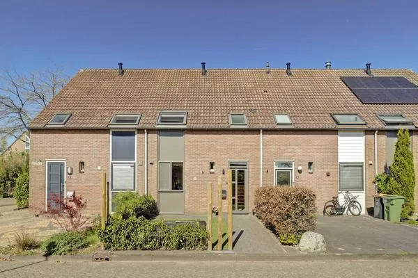 Tussenwoning te koop: De Plecht 56, Kattouw Hoogeveen