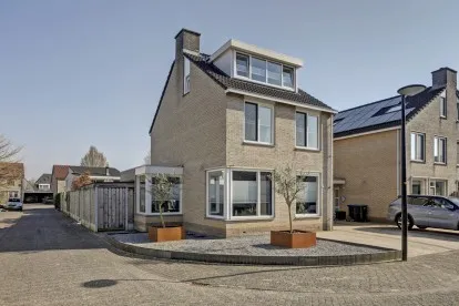 Hoekwoning te koop: De Pony 18, De Manege Dronten
