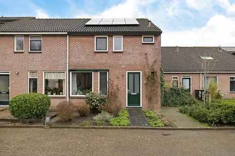 Tussenwoning te koop: de Punter 13, Eemdal-Zuid Baarn