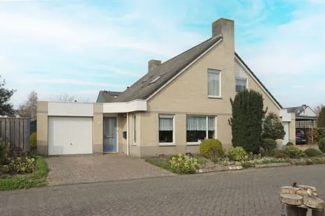 Twee-onder-één-kap te koop: De Puttense Roe 5, De Landmaten Dronten