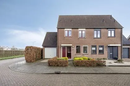 Twee-onder-één-kap te koop: de Richtershof 32, Opijnen Opijnen