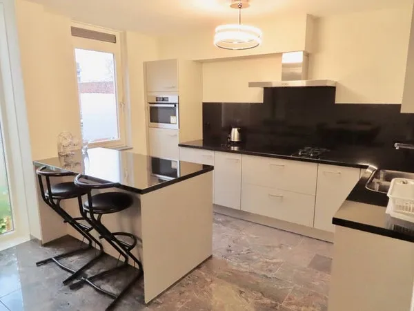 Woning te huur: De Rijkstraat, Singels 'S-Gravenhage