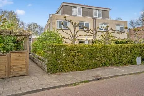 Tussenwoning te koop: De Ruijt 5, Vrijenban Rijswijk (Zh)