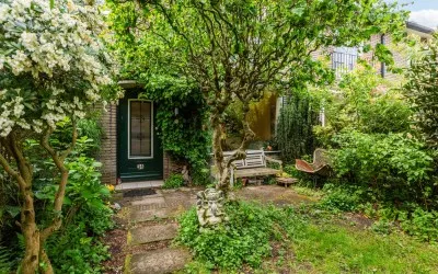 Tussenwoning te koop: De Ruijterlaan 34, Midden Eng-Oost Bussum