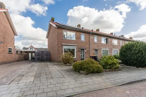 Hoekwoning te koop: De Ruyterstraat 14, Nautena-zuid/Schulpkamp Nijkerk