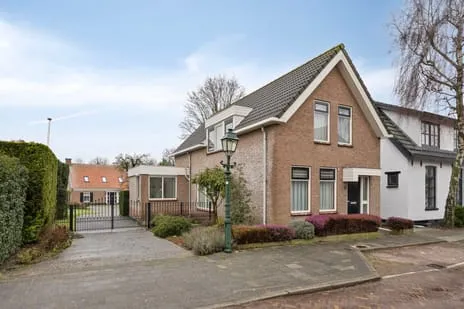 Vrijstaande woning te koop: De Ruyterstraat 15, Zeeheldenbuurt-oost Capelle Aan Den Ijssel