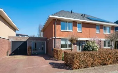 Tussenwoning te koop: De Schouwgraaf 27, Ulft-West Ulft