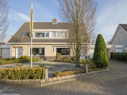 Twee-onder-één-kap te koop: De Steen 21, Nieuwoord Woudenberg