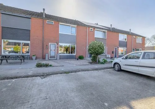 Tussenwoning te koop: De Stobbe 20, Eerste Kruisdiep Nieuw-Weerdinge