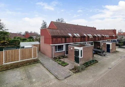 Koopwoning: De Teugel 1 in Biddinghuizen - €325.000 - 107m²