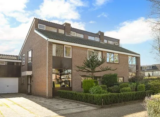 Tussenwoning te koop: de Tjalk 4, Eemdal-Zuid Baarn