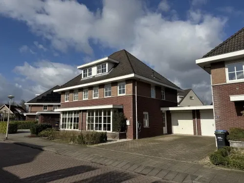 Tussenwoning te huur: De Toom 14, Verspreide huizen Malden Malden