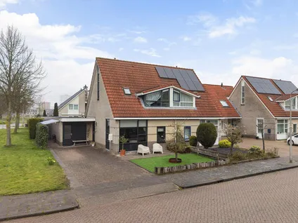 Twee-onder-één-kap te koop: de Trije 1, Goutum Goutum