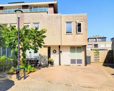 Twee-onder-één-kap te koop: De Tuinen 6, Hoep-Zuid Schagen