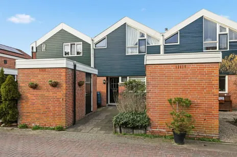 Tussenwoning te koop: De Twee Gebroeders 37, Kalf Noord Zaandam