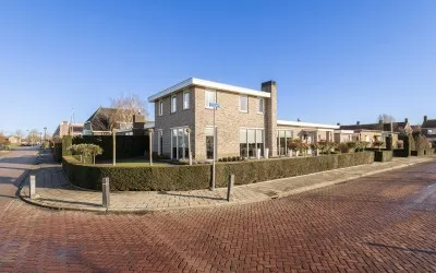 Twee-onder-één-kap te koop: De Uphof 9, Achter de Poort Culemborg