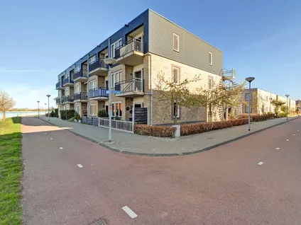 Appartement te koop: De Vier Winden 10, Buurt 4 Zeewolde