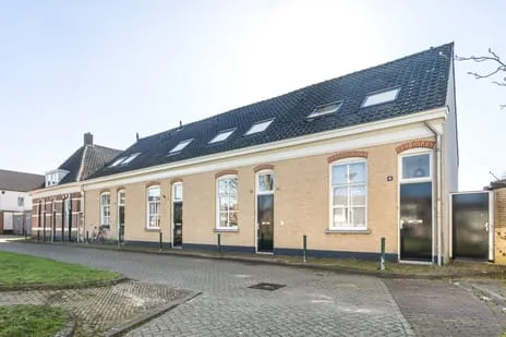 Tussenwoning te koop: de Vlieger 42, Breda