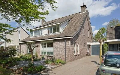 Tussenwoning te koop: De Waard 9, Zuid Oost Heiloo