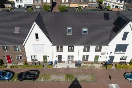 Tussenwoning te koop: De Wherelanden 135, Gors-Noord Purmerend