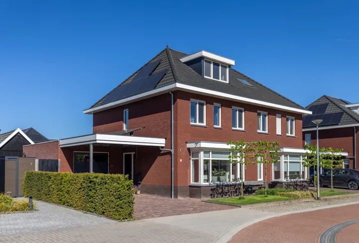 Twee-onder-één-kap te koop: De Wieber 13, Aalten Kern 't Kobus Aalten