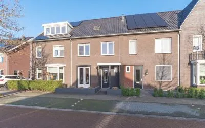 Tussenwoning te koop: De Wiek 28, Kootwijkerbroek-west Kootwijkerbroek