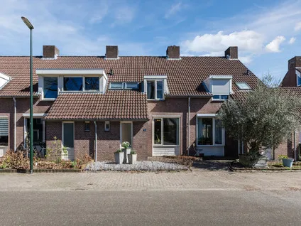 Tussenwoning te koop: De Wiet 11, Soerendonk Soerendonk