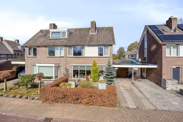 Tussenwoning te koop: De Wilderen 4, Waalre