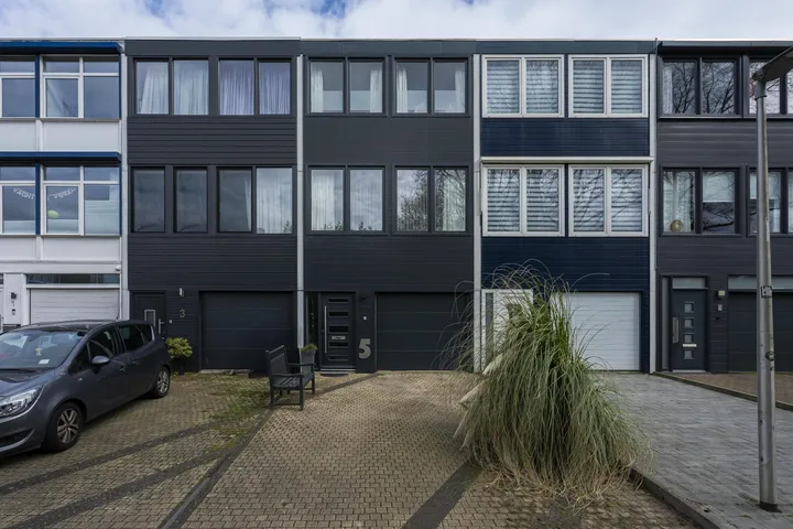 Tussenwoning te koop: De Wingerd 5, Welten-Dorp Heerlen