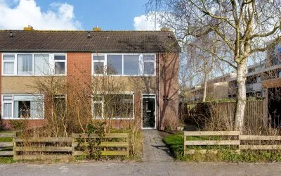 Corner house for sale: De Zalm 5, Makkum Makkum