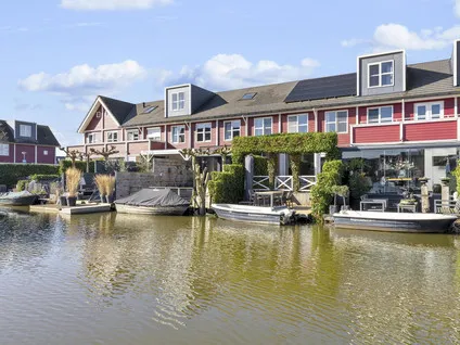 Tussenwoning te koop: De Zonkade 31, De Watertuinen Rosmalen