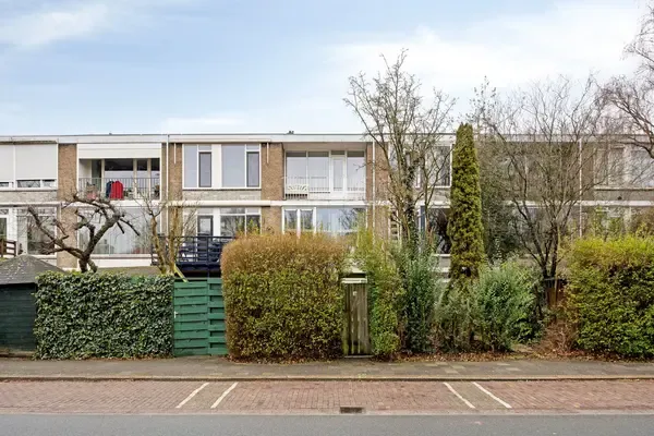 Tussenwoning te koop: Debussystraat 39, Fortuinwijk-Noord Leiden