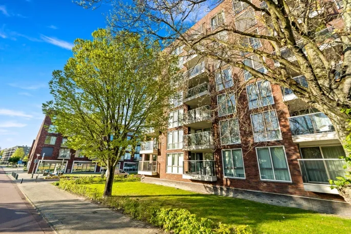 Apartment for sale: Dedemsvaartweg 196, Morgenstond-West 'S-Gravenhage