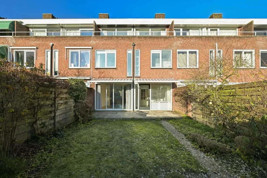 Tussenwoning te huur: Deijlerweg 110, Wassenaar