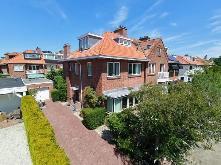 Corner house for sale: Deijlerweg 129, Groot Deijleroord en Ter Weer Wassenaar