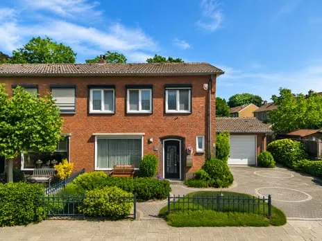 Semi-detached for sale: Deken Kallenstraat 3, Oud Nieuwenhagen Landgraaf