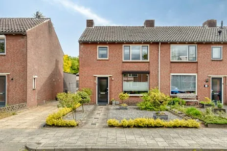 Hoekwoning te koop: Deken Oomenstraat 7, Oud Dongen Dongen