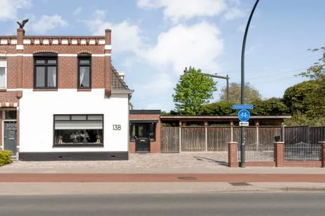 Twee-onder-één-kap te koop: Deldenerstraat 138, Woolder Es Hengelo