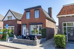 Twee-onder-één-kap te koop: Deldensestraat 202, Almelo