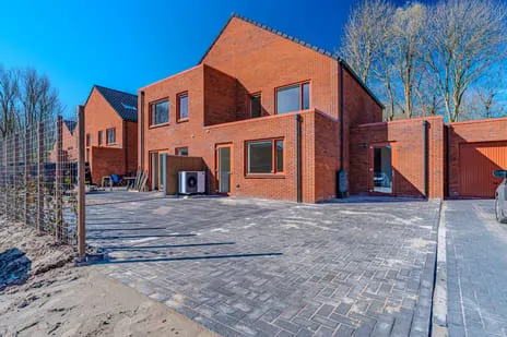 Tussenwoning te koop: Delfzicht 124, Steenbakkersbuurt Delfzijl