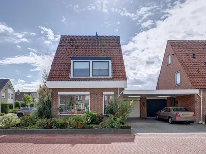 Hoekwoning te koop: Deltastraat 10, Wemeldinge