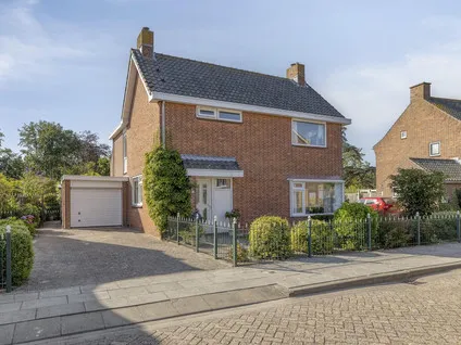 Vrijstaande woning te koop: Deltastraat 4, Scharendijke Scharendijke