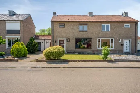 Tussenwoning te koop: Delweide 5, Nieuwstadt Centrum Nieuwstadt